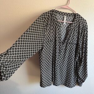 NY Collection Geometric Print Blouse